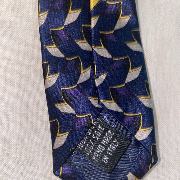 Valentino Silk Pattern Neck Tie - Picture 5 of 5